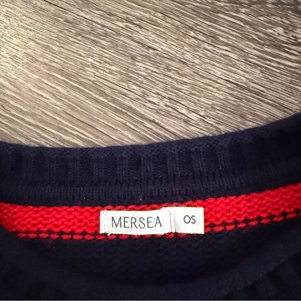 N/A gently worn